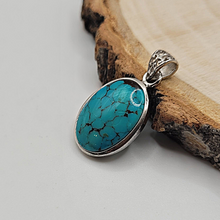 Charger l&#39;image dans la galerie, Pendentif Turquoise monté sur Argent
