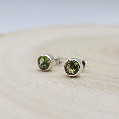 Puces Péridot argent