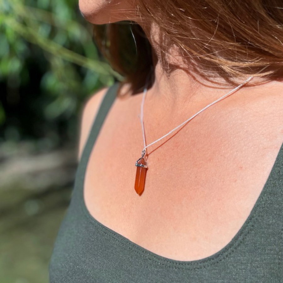 Pendentif pointe cornaline